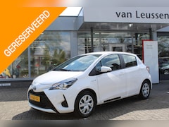 Toyota Yaris - 1.5 HYBRID HANDGAS AANGEPAST CRUISE NAVI CAMERA CLIMA