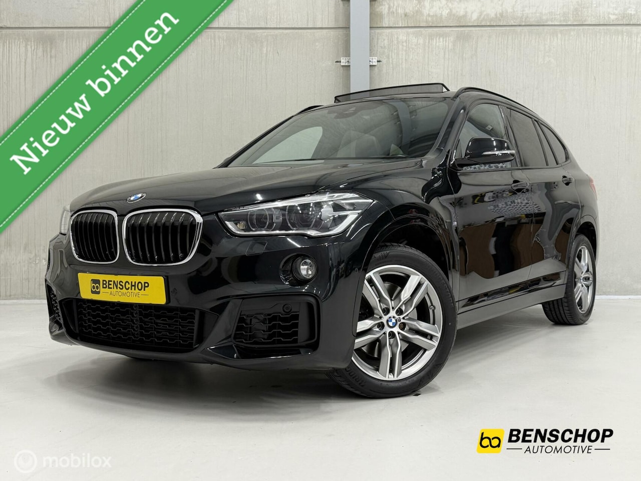 BMW X1 - xDrive20i M Sport Schuifdak Navi Leer HUD ACC LED Harman Kardon - AutoWereld.nl