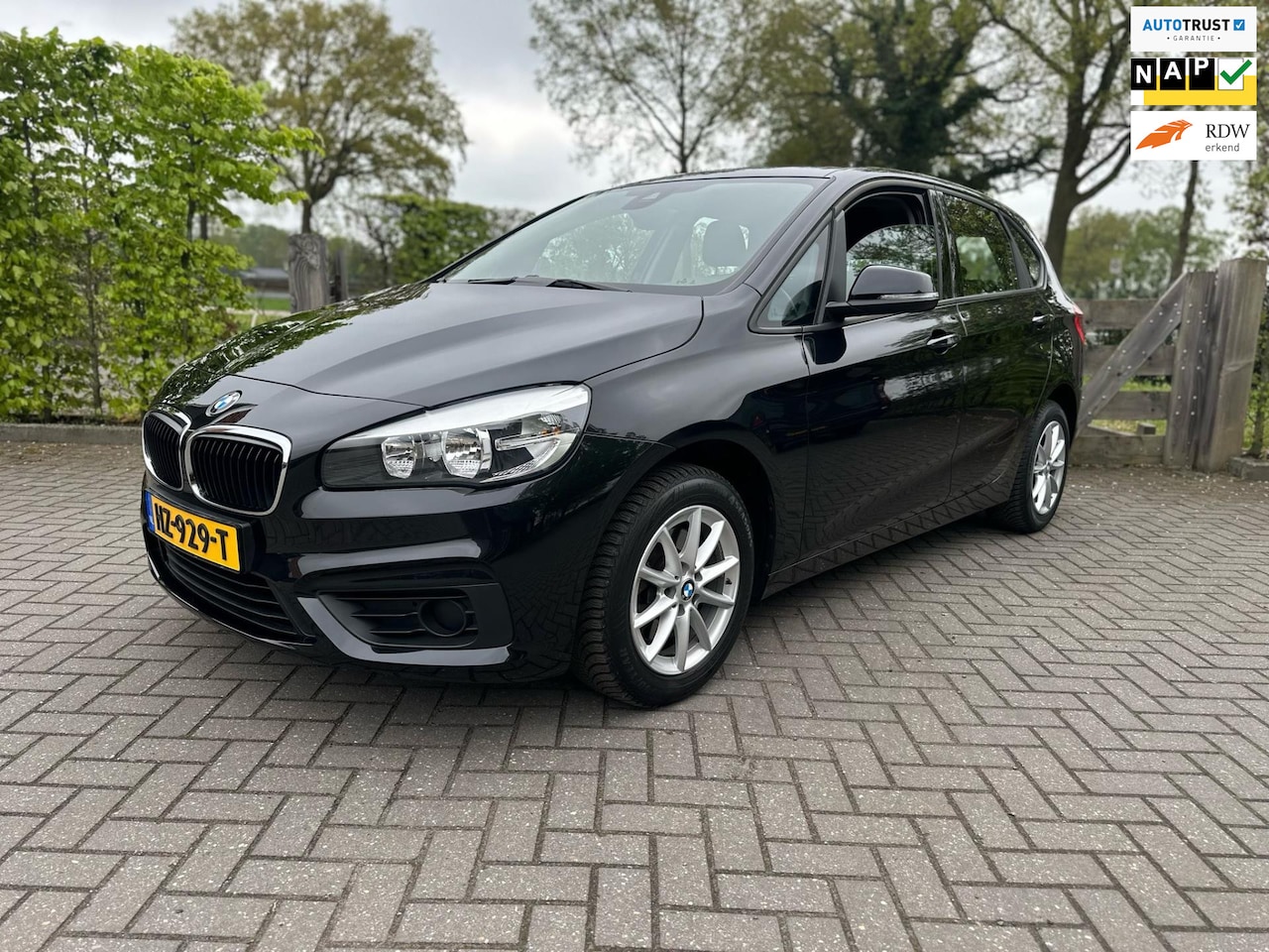 BMW 2-serie Active Tourer - 218i | Navi| Afn. Trekhaak| NAP| Airco| | - AutoWereld.nl