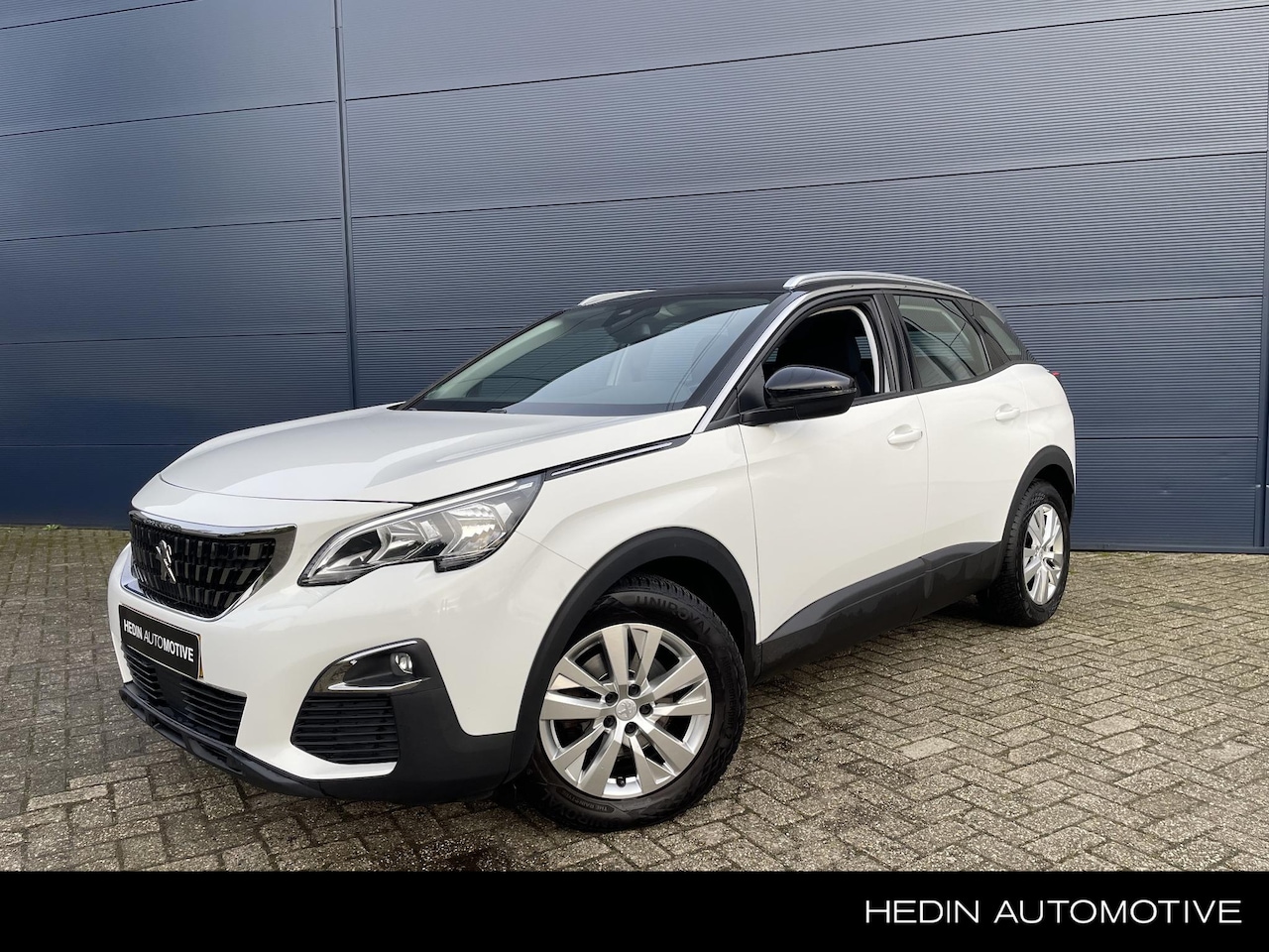 Peugeot 3008 - 1.2 PureTech Active Climate Control, parkeersensoren achter, 17"lmv op all seasonbanden. e - AutoWereld.nl