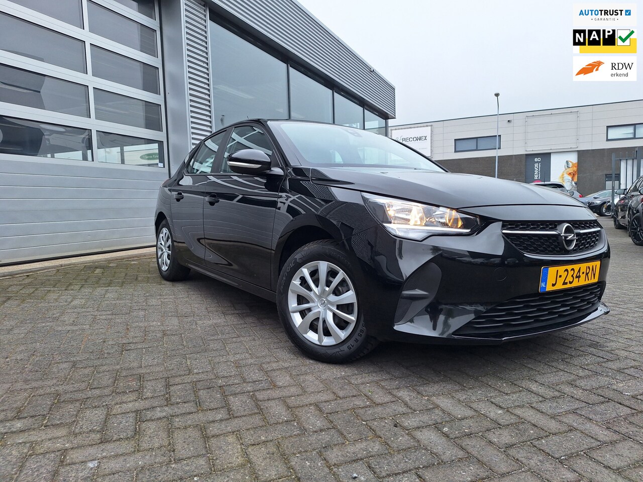 Opel Corsa - 1.2 Edition/Navigatie/ Pdc/Cruise/Dealer/onderhouden/Enz - AutoWereld.nl