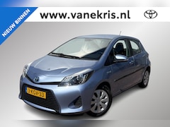 Toyota Yaris - 1.5 Hybrid Aspiration, Trekhaak, Cruise & Climate control, NAVI, Parkeercamera, Dealer ond