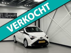 Toyota Aygo - 1.0 VVT-i X-PLAY limited CarPlay/Android/Camera/ LED/MultiMedia/Touchscreen/ El.ramen/El.s