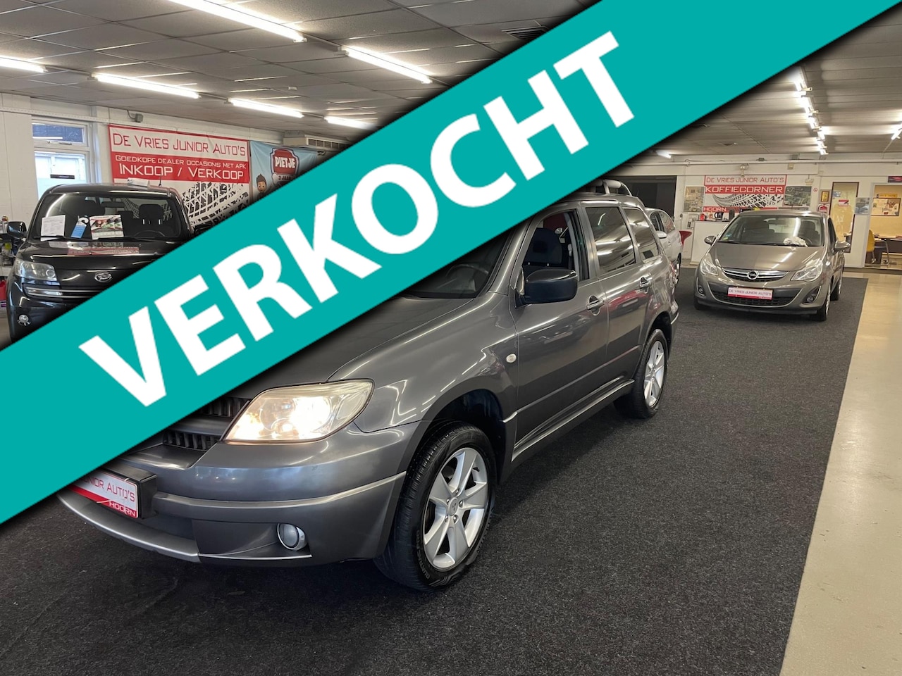 Mitsubishi Outlander Sport - 2.0 Invite+. Geheel dealer onderhouden met trekhaak! - AutoWereld.nl