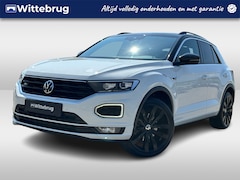 Volkswagen T-Roc - 1.5 TSI 150PK R-Line / R-Line Interieur + Exterieur / Panoramadak / Afneembare Trekhaak /
