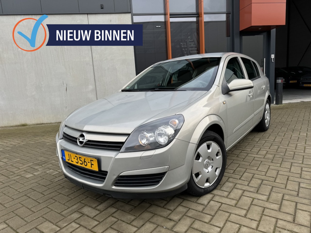 Opel Astra - 1.6 Enjoy Airco Cruise NIEUWE APK - AutoWereld.nl