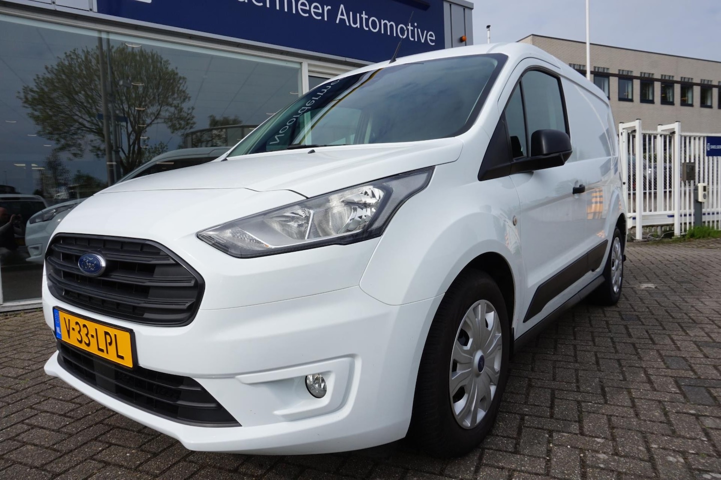 Ford Transit Connect - 1.0 Ecoboost 74Kw L1 |Airco|Navi|Cruise|Camera|Dodehoek Ass. - AutoWereld.nl