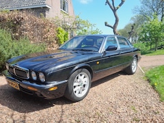 Jaguar XJ - 3.2 V8 Executive X308