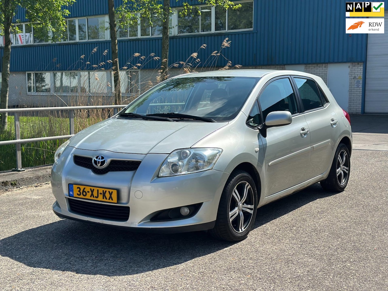Toyota Auris - 1.6-16V Luna Business Automaat! 72.400 KM NAP Navigatie Clima! - AutoWereld.nl