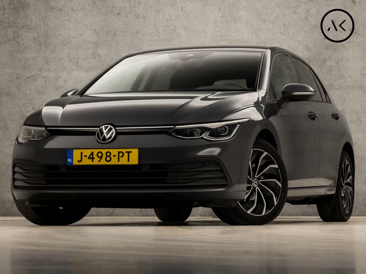 Volkswagen Golf - 1.5 TSI Sport (APPLE CARPLAY, GROOT NAVI, DIGITALE COCKPIT, KEYLESS, LM VELGEN, SPORTSTOEL - AutoWereld.nl