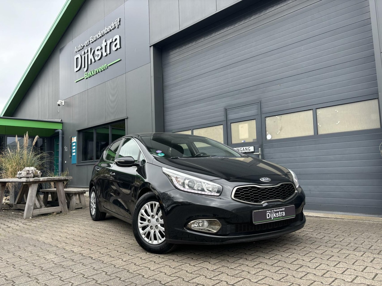 Kia Cee'd - 1.6 GDI 20th Anniversary Airco/ Cruise Control/ Navigatie