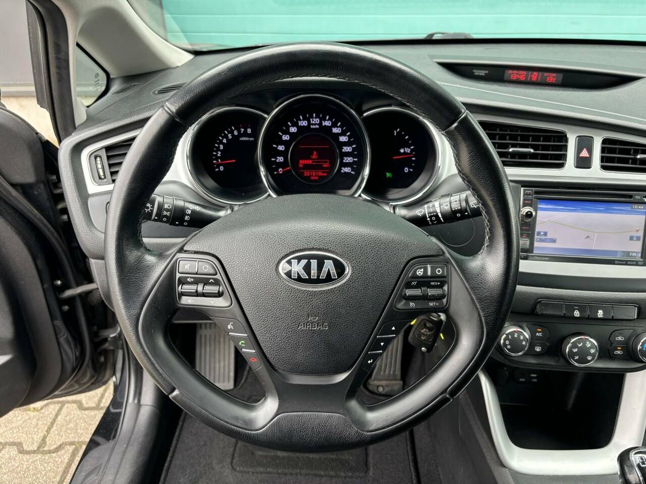 Kia Cee'd - 1.6 GDI 20th Anniversary Airco/ Cruise Control/ Navigatie!!