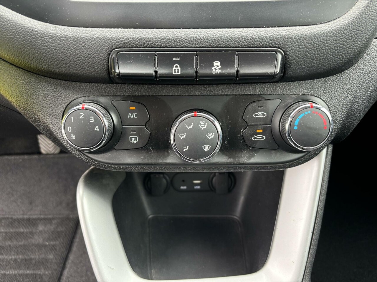 Kia Cee'd - 1.6 GDI 20th Anniversary Airco/ Cruise Control/ Navigatie!!