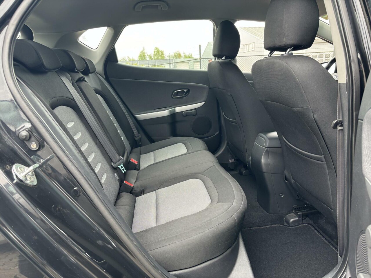 Kia Cee'd - 1.6 GDI 20th Anniversary Airco/ Cruise Control/ Navigatie!!