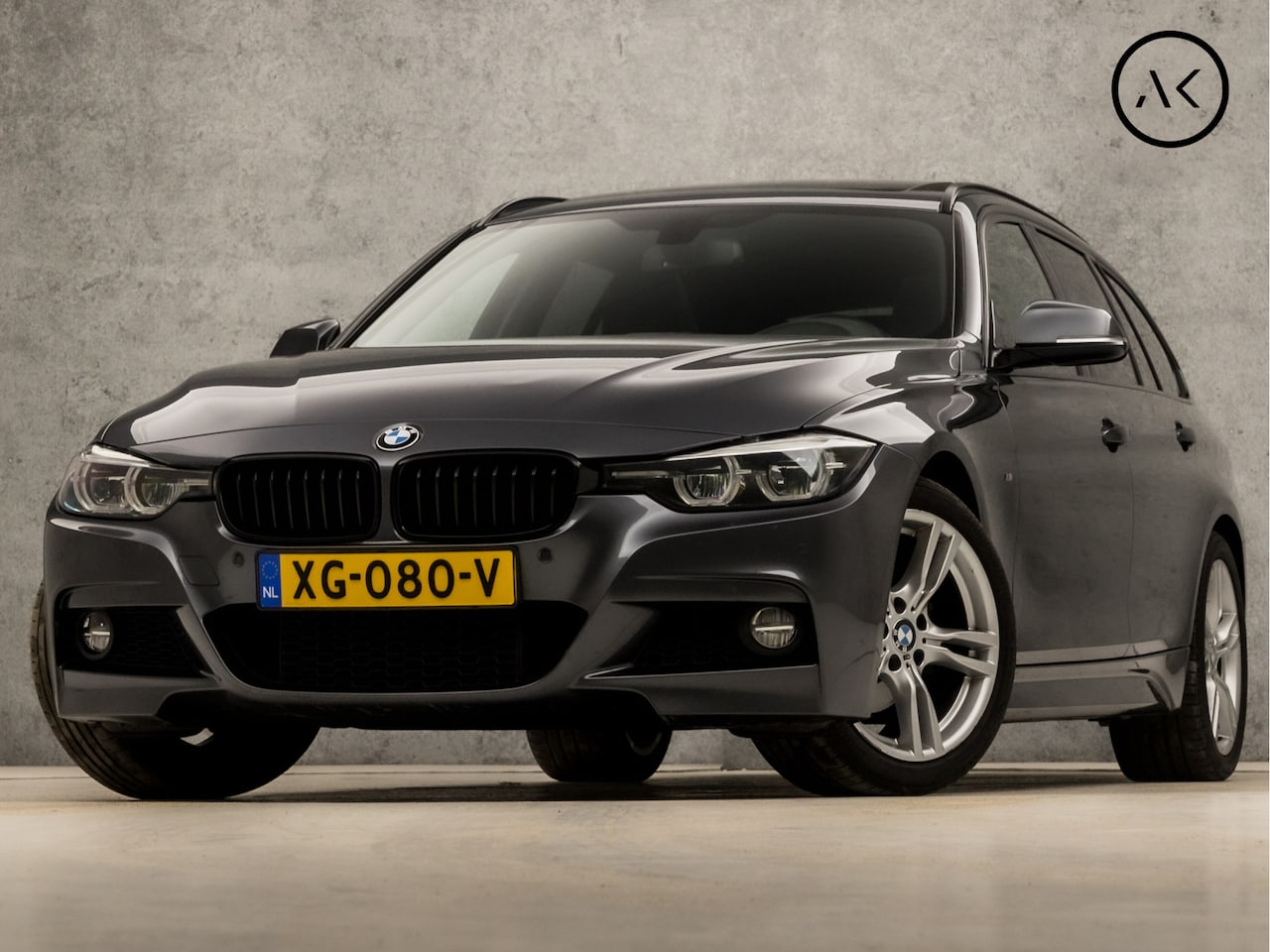 BMW 3-serie Touring - 318i M Sport Line Shadow Automaat (PANORAMADAK, M PAKKET, GROOT NAVI, VIRTUAL COCKPIT, STO - AutoWereld.nl