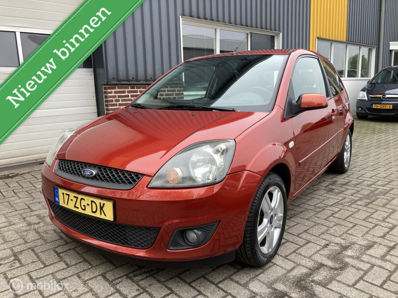 Ford Fiesta - 1.4-16V Futura XL ZEER NETJES! - AutoWereld.nl