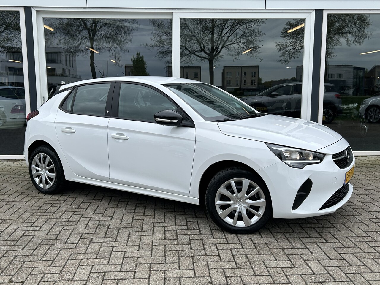 Opel Corsa-e - Edition 50 kWh 50% deal 6.475,- ACTIE Automaat / Navi / Clima / Virtual display / Cruise - AutoWereld.nl