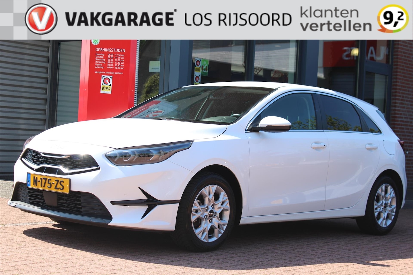 Kia Cee'd - Ceed 1.0 T-GDi *DynamicPlus* | Carplay | Camera | Cruise & Climate Control | Stoelverwarmi - AutoWereld.nl