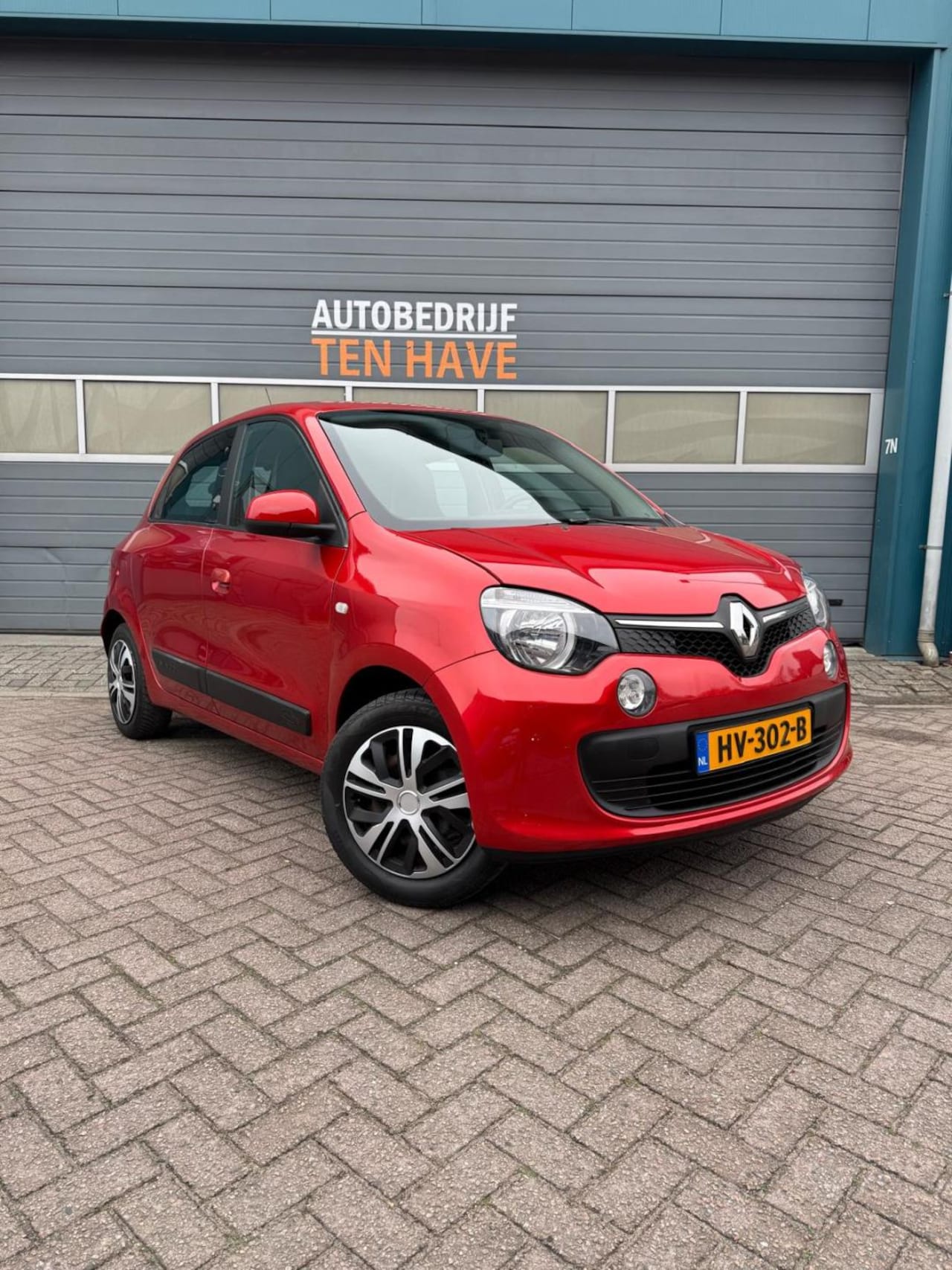 Renault Twingo - 1.0 | AIRCO | APK | 4DRS | BLUETOOTH | 2E EIG | - AutoWereld.nl