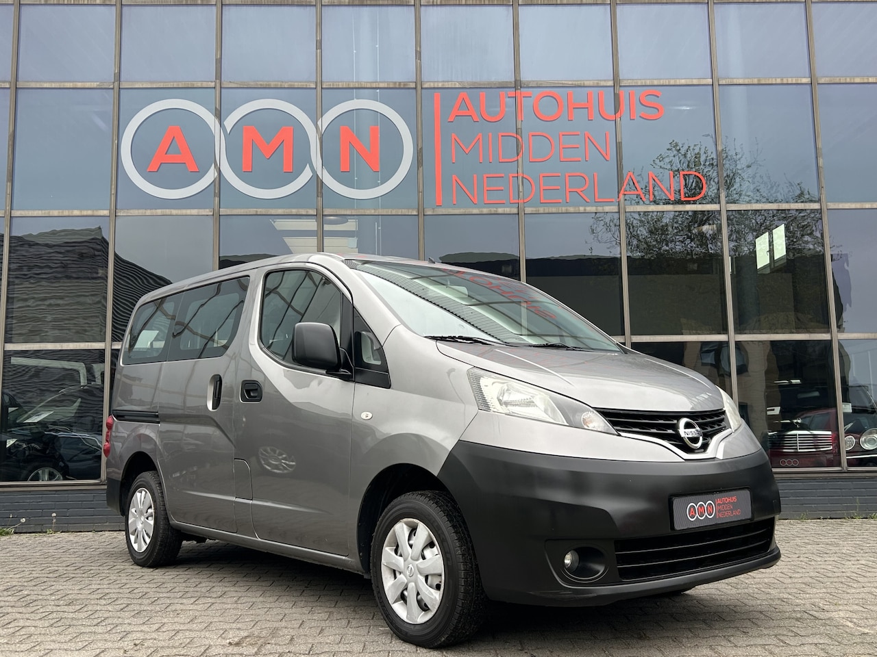 Nissan Evalia - 1.6 Acenta 7Pers Cruisectr,Elekpakket,Airco,Schuifdeur - AutoWereld.nl