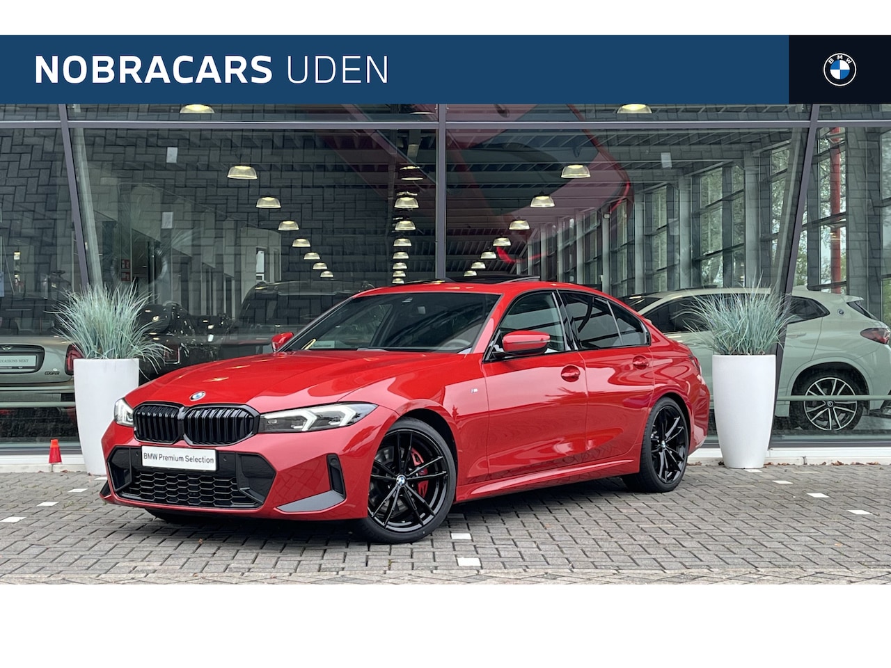 BMW 3-serie - 330i M Sport Automaat / Schuif-kanteldak / Trekhaak / Sportstoelen / Adaptieve LED / M Spo - AutoWereld.nl