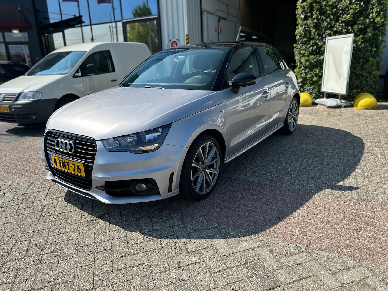Audi A1 Sportback - 1.2 TFSI S Line , 1. Hand - AutoWereld.nl