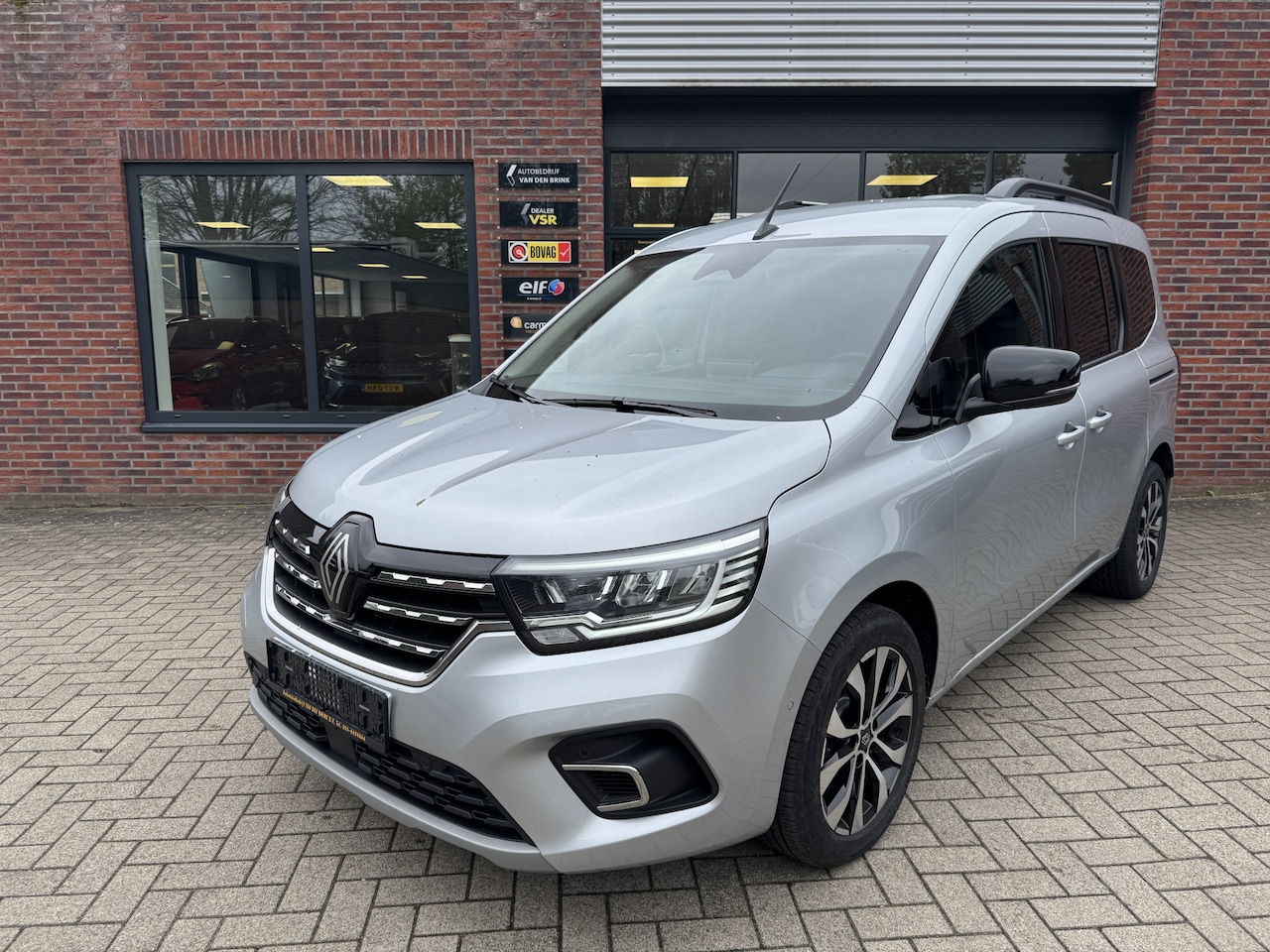Renault Kangoo Family - 1.3 TCE EDC TECHNO/Adaptieve cruise controle - AutoWereld.nl