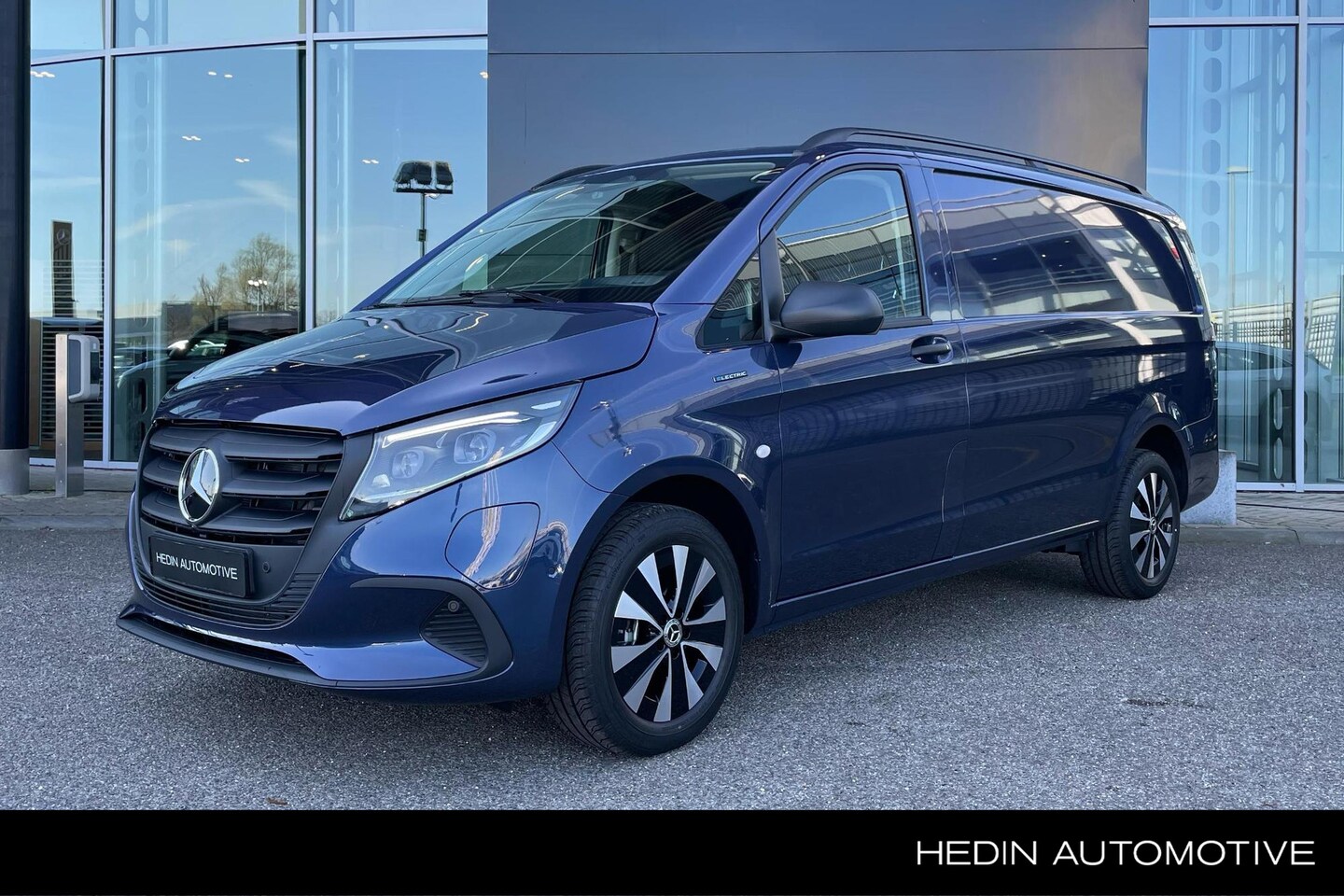 Mercedes-Benz eVito - 112 L2 | Multibeam LED | Climate Control | Parkeerpakket | Zitcomfortpakket - AutoWereld.nl