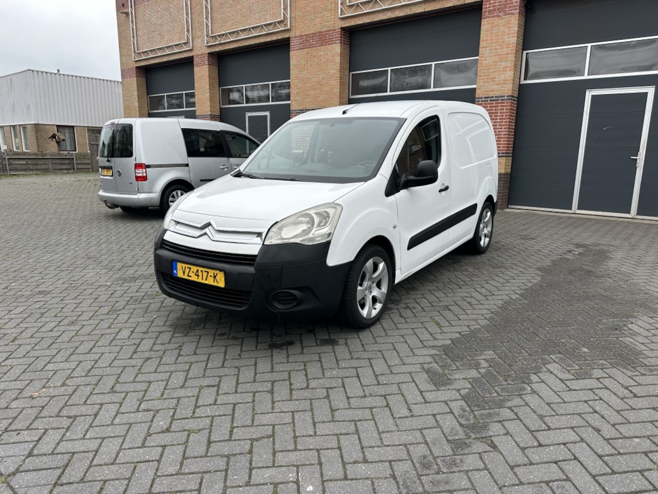 Citroën Berlingo - 1.6 BlueHDI 75 Club Airco Navi Nette Bus NAP! - AutoWereld.nl