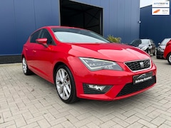 Seat Leon - 1.4 TSI FR / AUTOMAAT / 150PK / CRUISE / CLIMATE / PDC / SOUD / NAVI / STOELVERWARMING