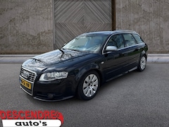 Audi A4 Avant - 2.0 TDI Pro Line S-line motor 200.000km
