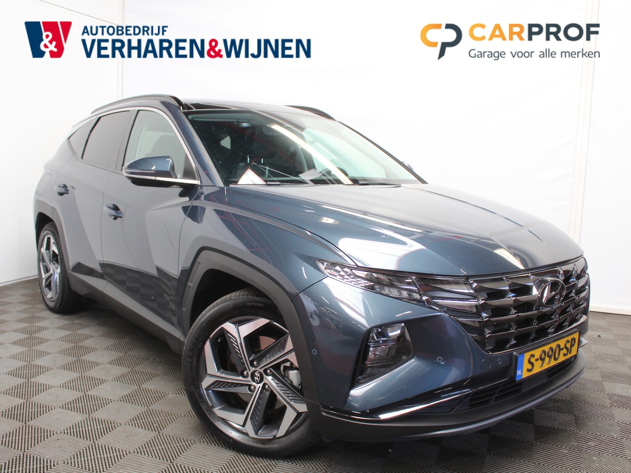 Hyundai Tucson - 1.6 T-GDI PHEV Premium Sky 4WD | GLAZEN PANO | 360 CAMERA | LEDER | DIGI DASHBOARD - AutoWereld.nl