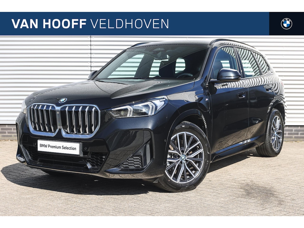 BMW X1 - xDrive25e High Executive M Sport Automaat / Sportstoelen / Stoelverwarming / Adaptief M On - AutoWereld.nl