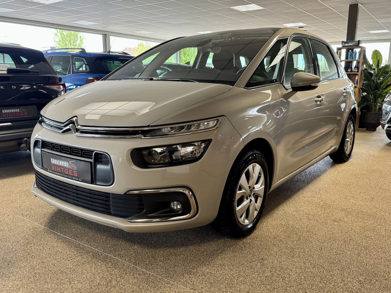 Citroën C4 Picasso - 1.2 PureTech 131 pk Camera/Navi/PDC/Keyless - AutoWereld.nl