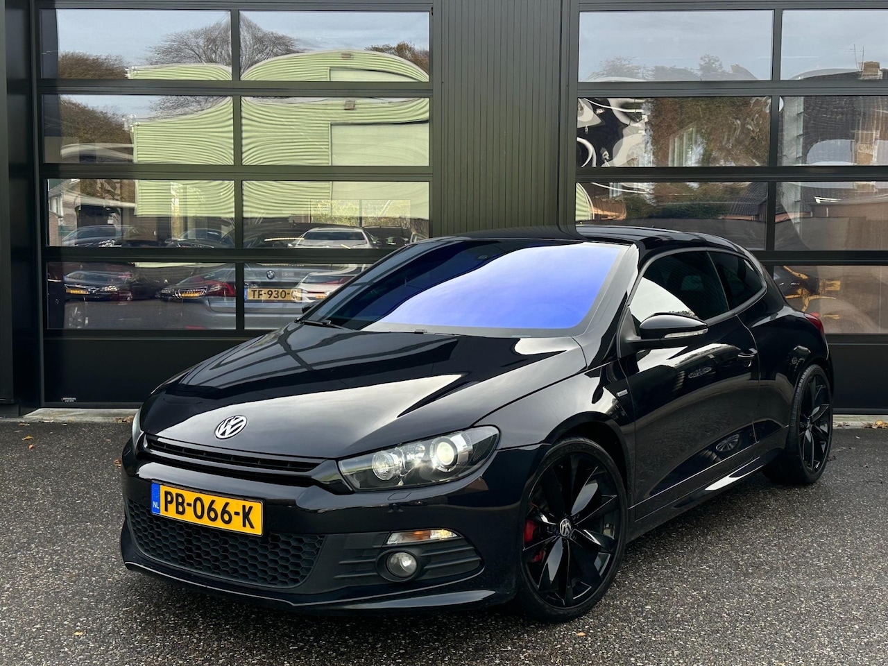 Volkswagen Scirocco - 1.4 TSI Highline Plus Airco Xenon Navi Stoelverw. - AutoWereld.nl