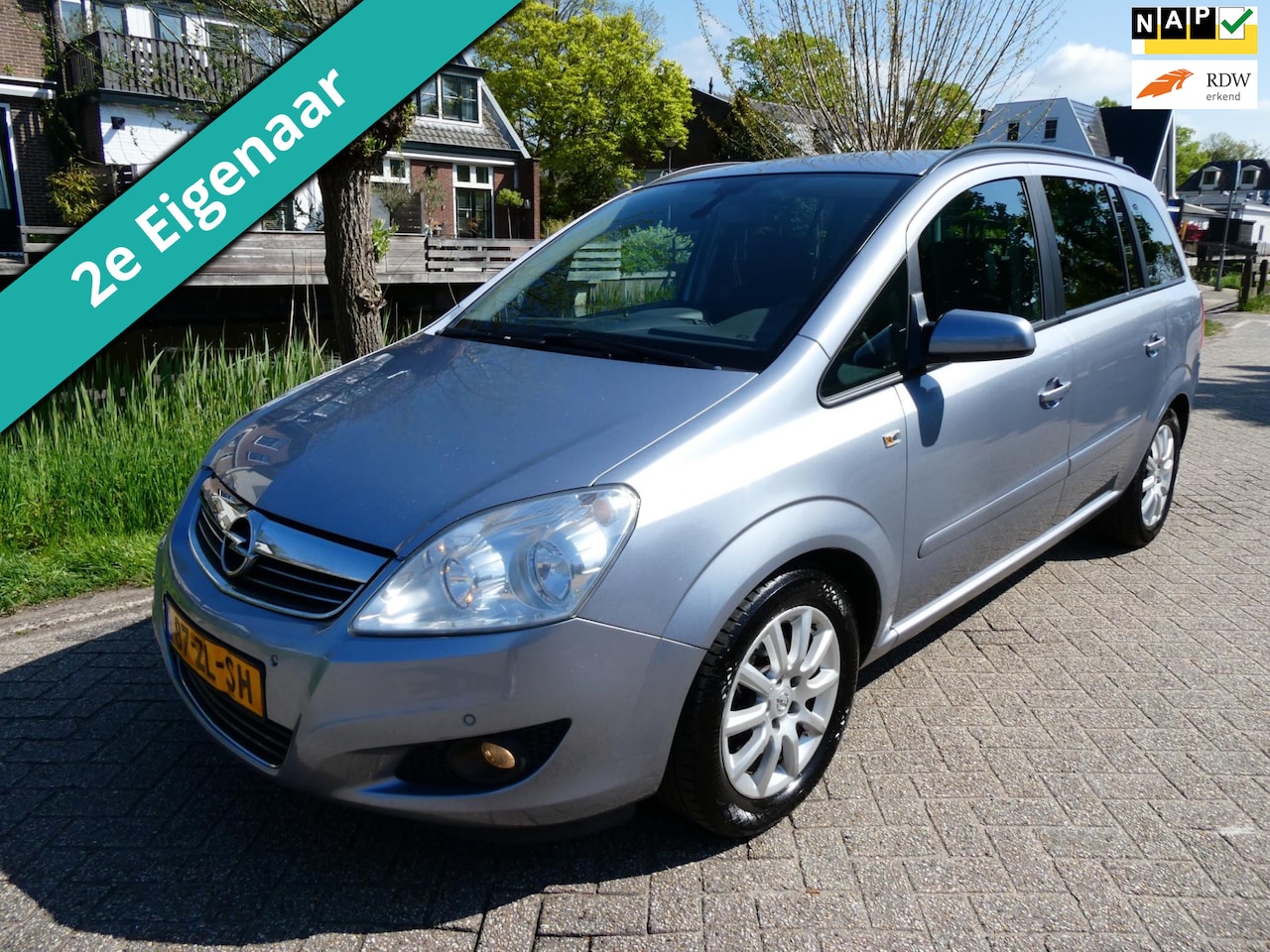 Opel Zafira - 1.8i 140pk 7-persoons Airco Cruise Navi PDC 2e eigenaar - AutoWereld.nl
