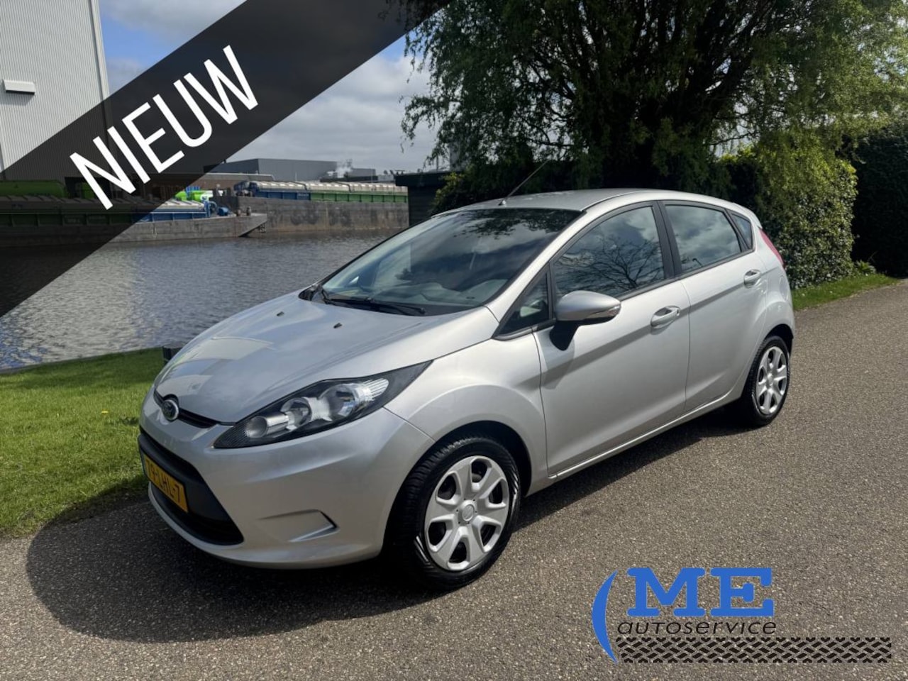 Ford Fiesta - 1.25 Limited|airco| trekhaak|5 deurs| - AutoWereld.nl