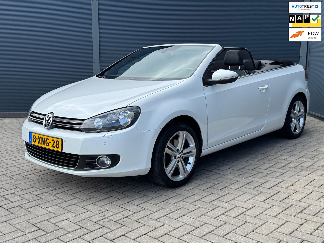 Volkswagen Golf Cabriolet - 1.2 TSI Navi / Pdc / Trekhaak - AutoWereld.nl