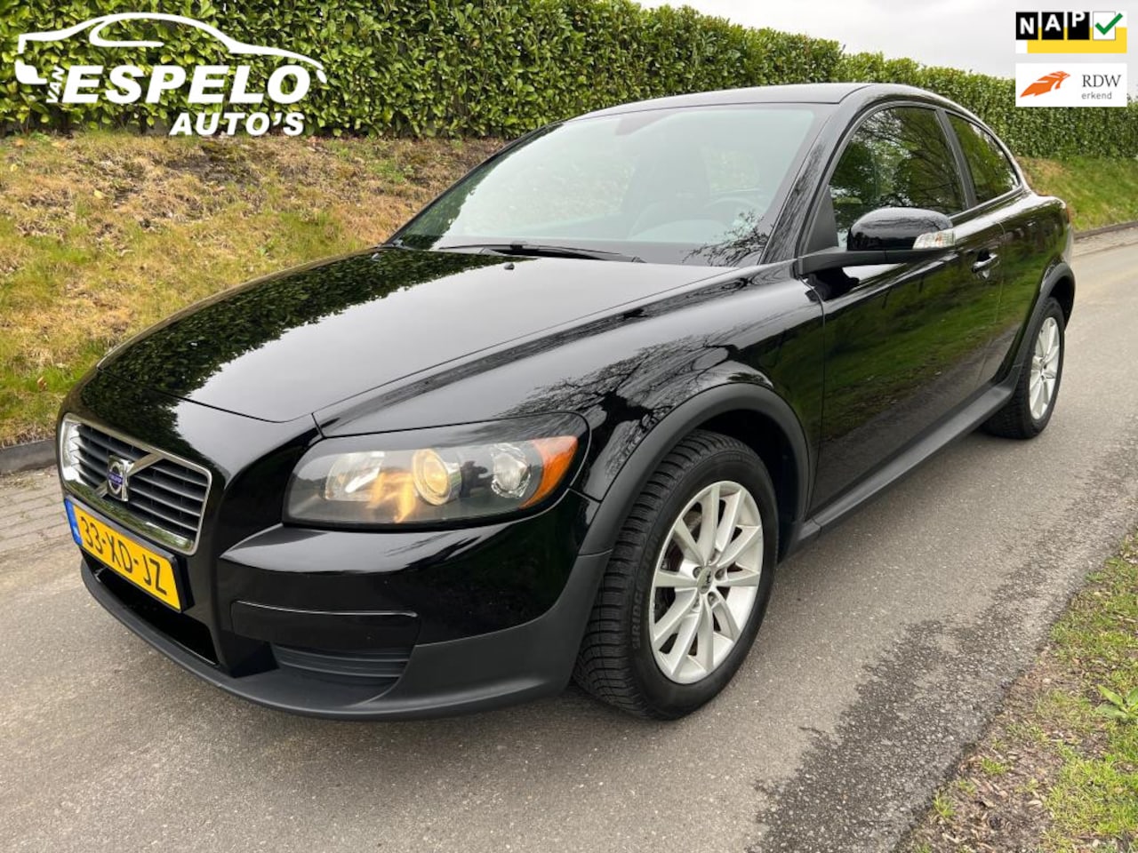 Volvo C30 - 1.8 Kinetic met Nap en Onderhoudsboekjes, Afstand centraal, Lm 16", hoogte stoel en stuur, - AutoWereld.nl