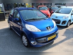 Peugeot 107 - 1.0-12V XS