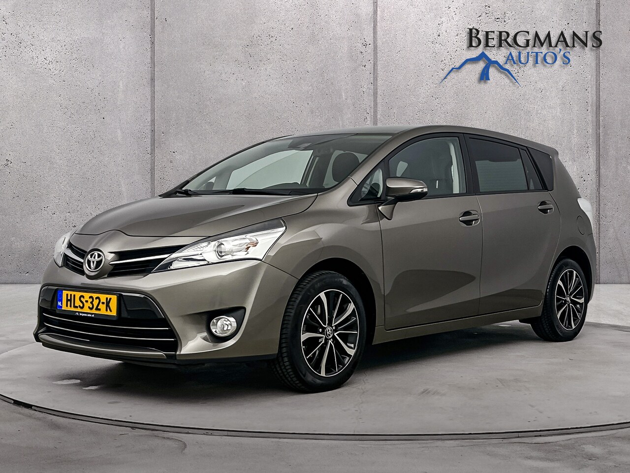 Toyota Verso - 1.6 VVT-i Dynamic // 1E EIGENAAR // LAGE KM // - AutoWereld.nl