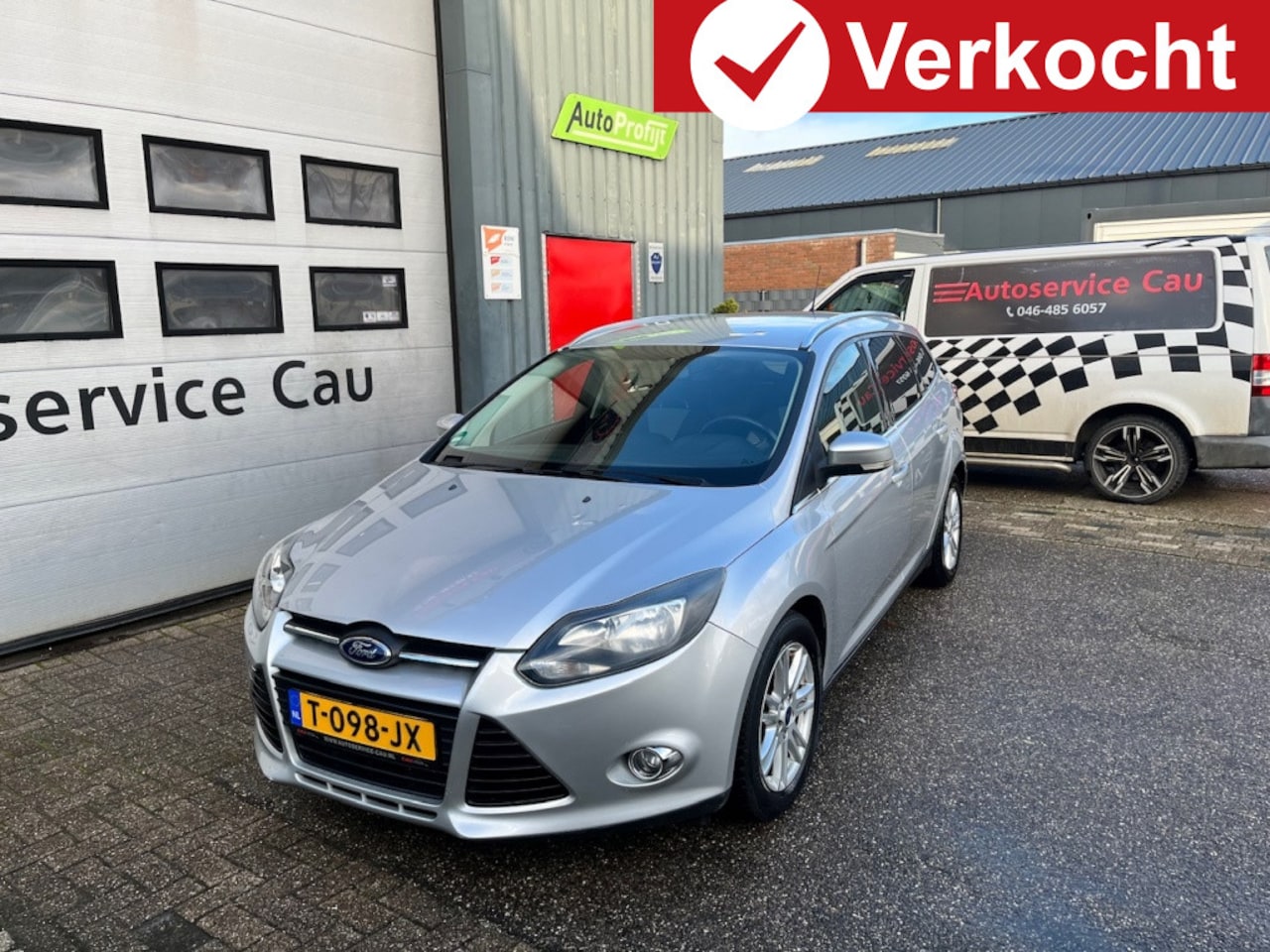 Ford Focus Wagon - 1.0 EcoB. Titanium Airco|Nwe Dis-Riem|Stoelverw|16inch - AutoWereld.nl