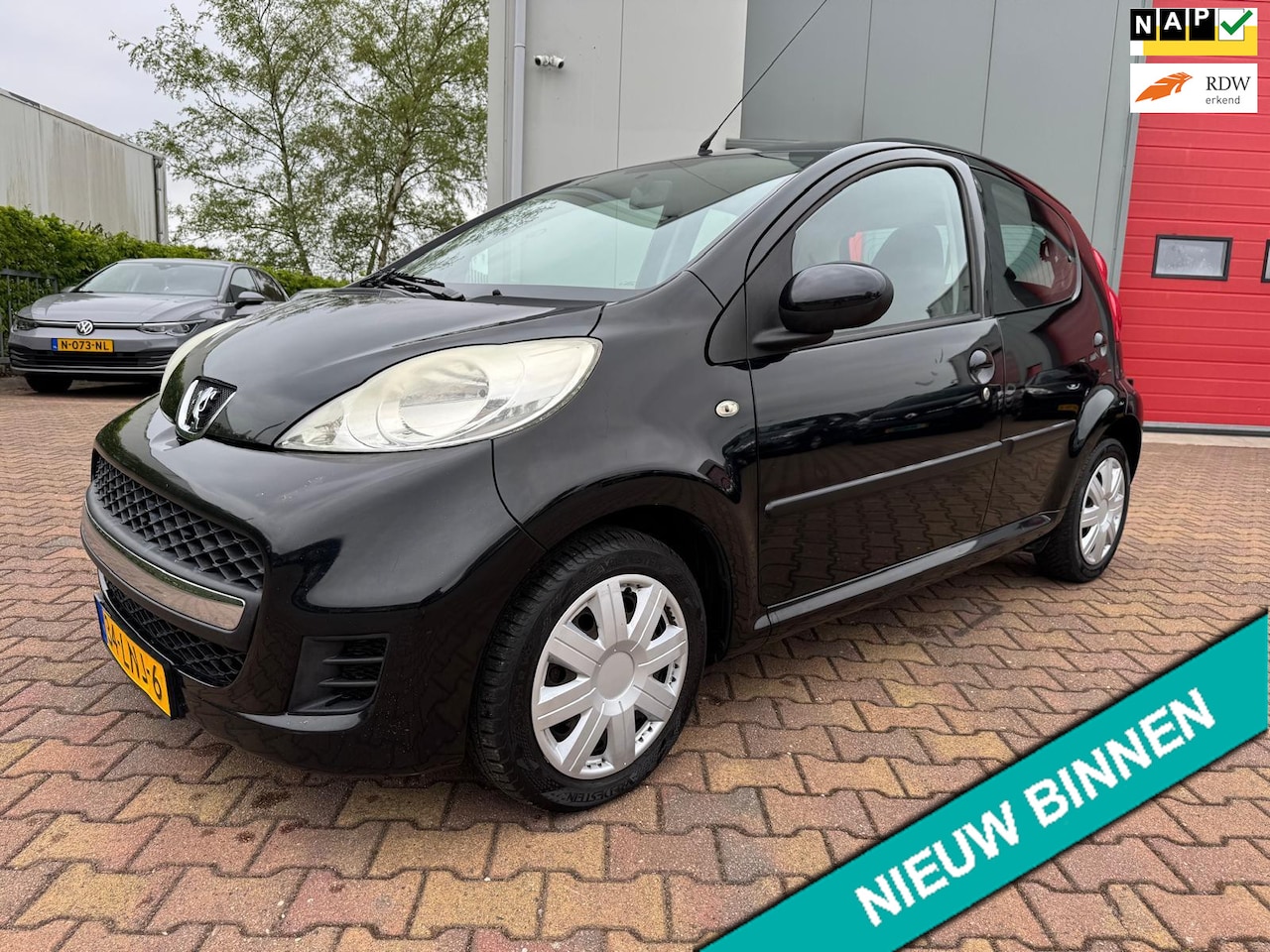 Peugeot 107 - 1.0-12V XS 1.0-12V XS ( Airco + 5 Deurs ) - AutoWereld.nl
