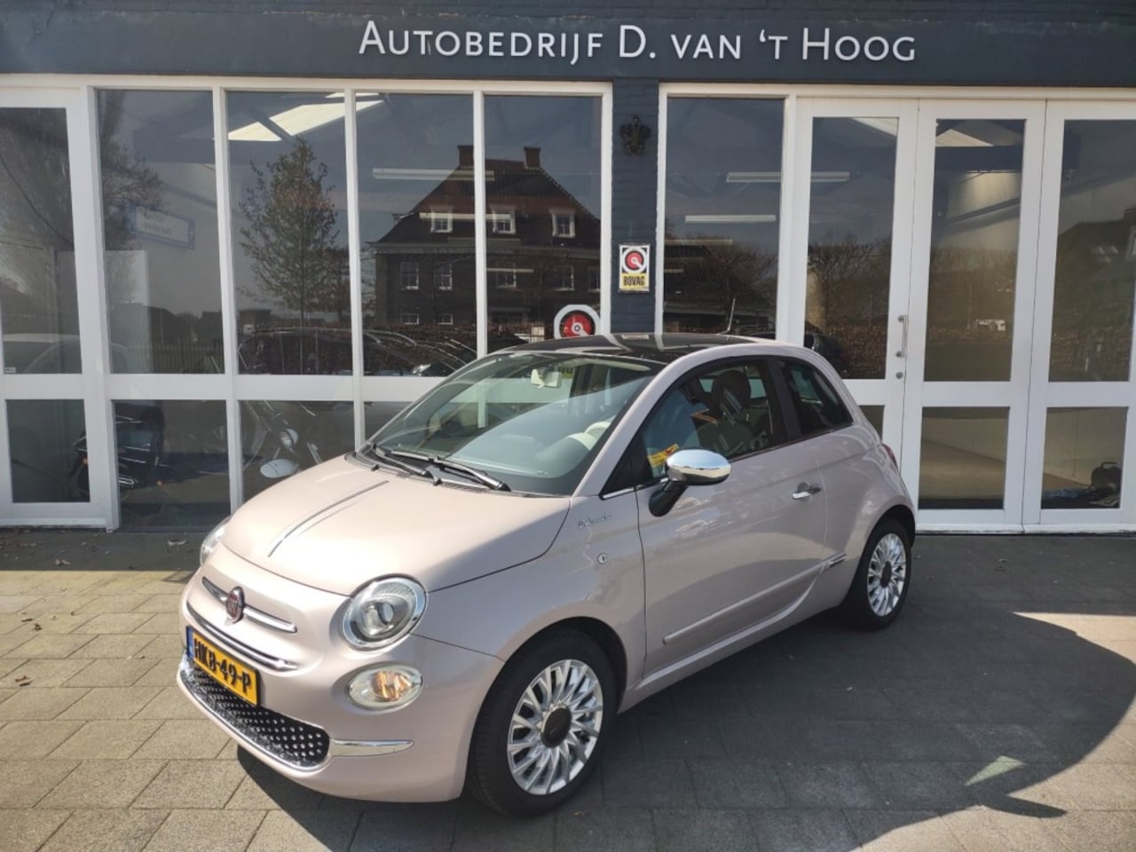 Fiat 500 - 1.0 HYBRID DOLCEVITA powder pink - AutoWereld.nl