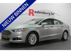 Ford Fusion - Energi Titanium - Plug-in Hybrid - Automaat - Camera / Bluetooth / Stoelverw