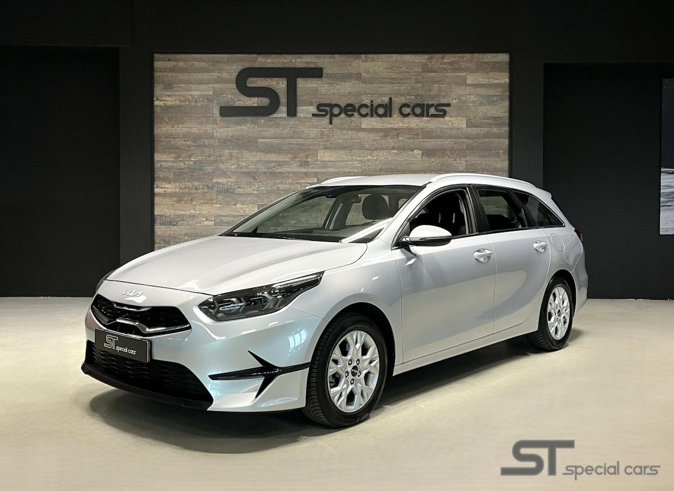 Kia Cee'd Sportswagon - Ceed 1.5 T-GDi DynamicPlusLine - AutoWereld.nl