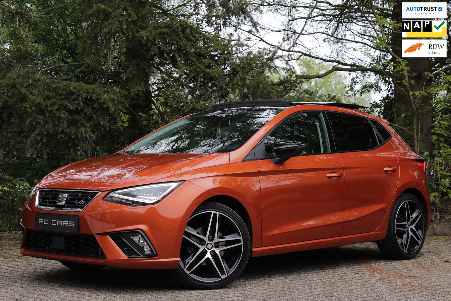 Seat Ibiza - 1.0 TSI FR Intense - Pano/Virtual/Carplay! - AutoWereld.nl