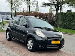 Daihatsu Sirion 2 - 1.0 *APK 04-2026