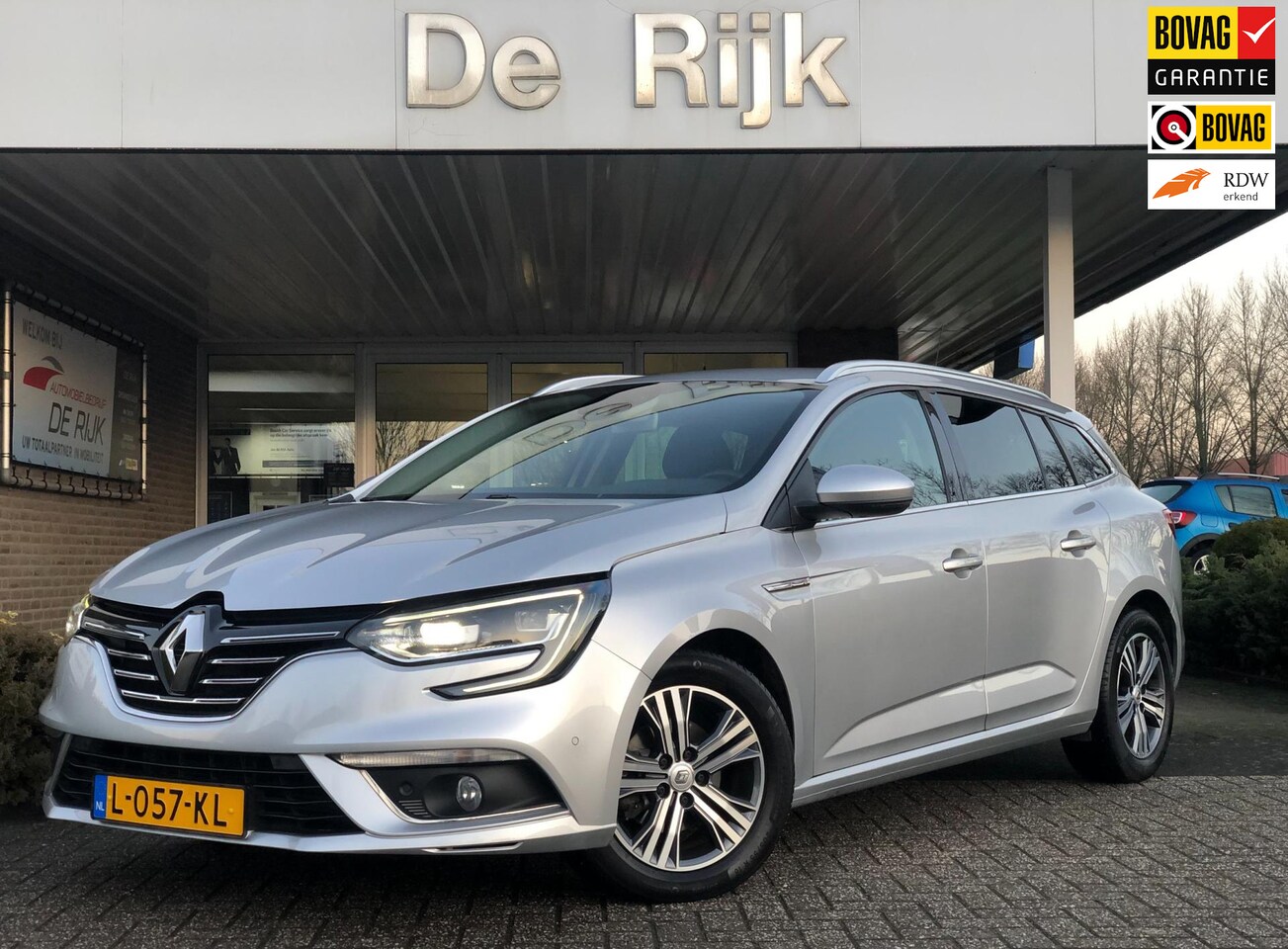 Renault Mégane Estate - 1.3 TCe Zen | Navi, Carplay, Camera, Climate, Cruise, Licht/regens., 16'' LMV | Dealeronde - AutoWereld.nl