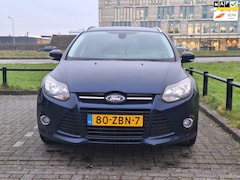 Ford Focus Wagon - €4949, -1.0 EcoBoos Titanium Navi Trekhaak Climate Control E5